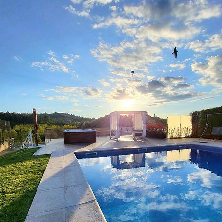Villa Moura - Pool & Jacuzzi Póvoa de Lanhoso Kültér fotó