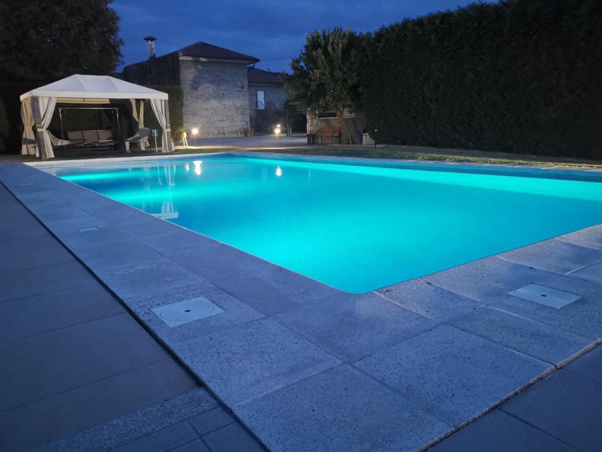 Villa Moura - Pool & Jacuzzi Póvoa de Lanhoso Kültér fotó