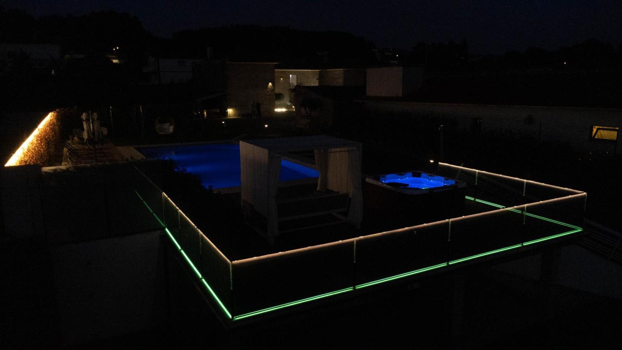 Villa Moura - Pool & Jacuzzi Póvoa de Lanhoso Kültér fotó